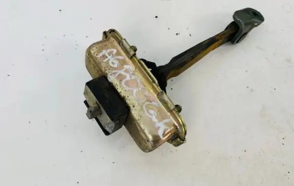SsangYong Rexton Rear door check strap stopper
