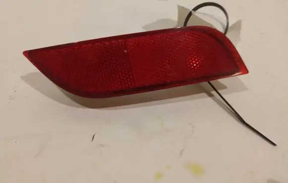 Subaru Impreza III Rear tail light reflector 32302R