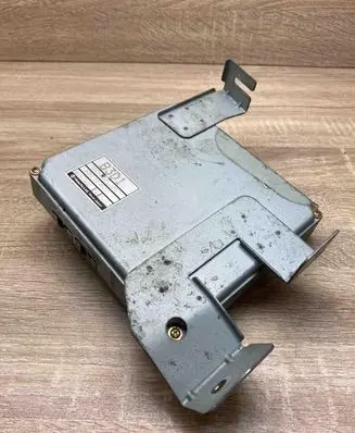 Mazda 121 Engine control unit/module ECU B3D118881C MECSJ102
