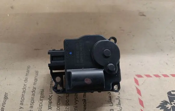 Maserati Ghibli Air flap motor/actuator 545250008
