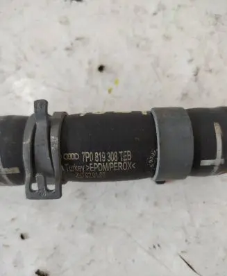 Porsche Cayenne (92A) Engine coolant pipe/hose 7P0819308