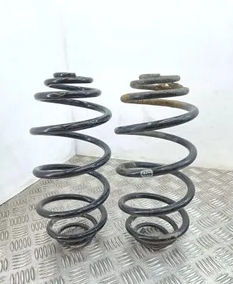 Opel Astra H Rear coil spring