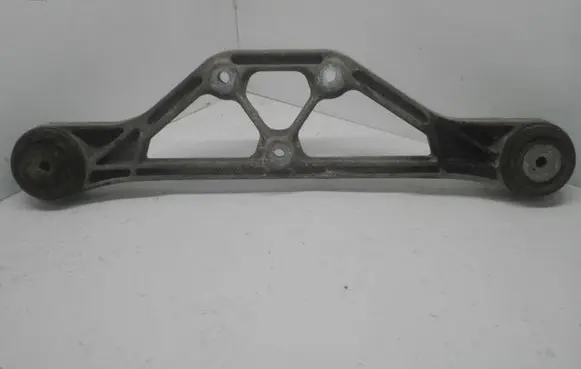 Audi A8 S8 D3 4E Rear differential/diff mount bracket 4E0599285A