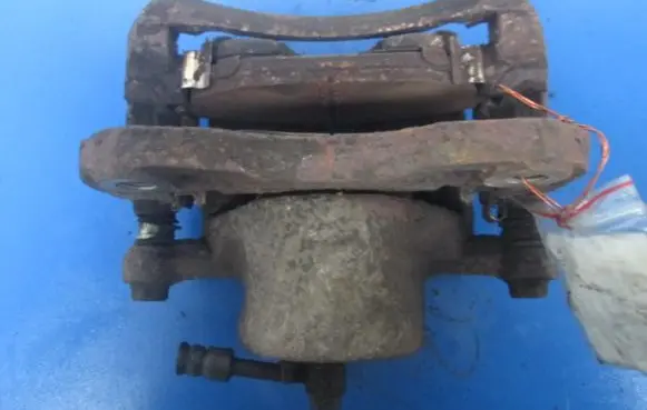 Hyundai Galloper Front brake caliper