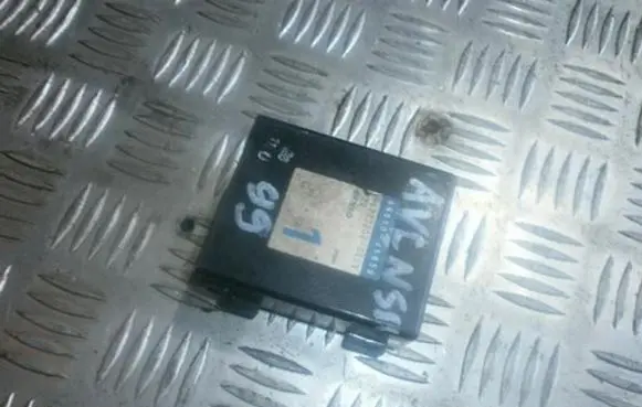 Toyota Avensis T220 Other control units/modules 8865005050 MB2773000551