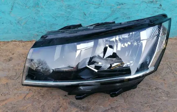 Volkswagen Transporter - Caravelle T6 Headlight/headlamp