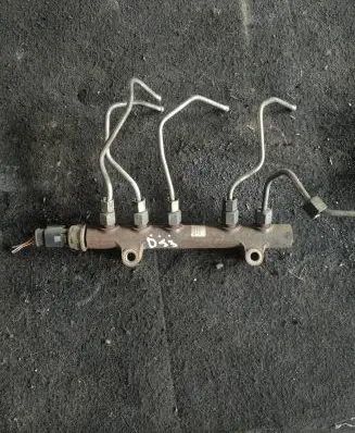 Citroen DS3 Fuel main line pipe 9684753080