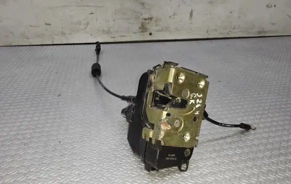 Renault Espace IV Rear door lock 017963Z98