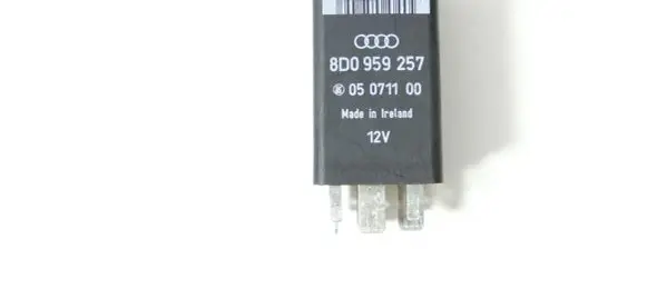 Audi A4 S4 B5 8D Other relay 8D0959257