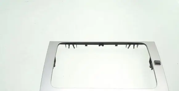 Volkswagen PASSAT B6 Radio/GPS head unit trim 3C0858069M