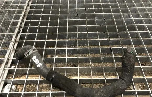 Chevrolet Camaro Engine coolant pipe/hose