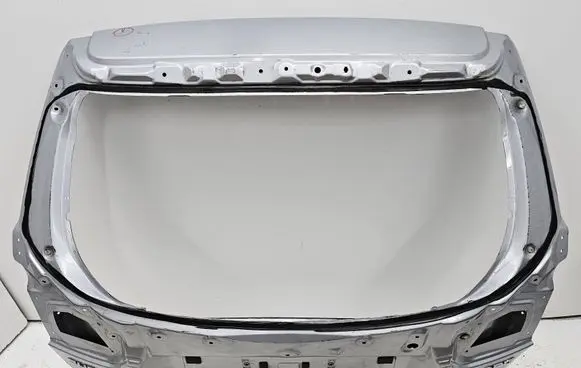 Subaru Levorg Tailgate/trunk/boot lid