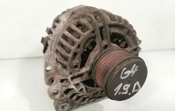 Volkswagen Golf IV Generator/alternator 038903023L