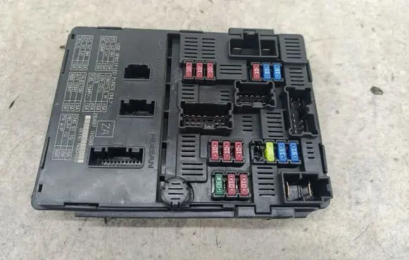 Nissan Note (E12) Fuse box set 284B71HZ6B