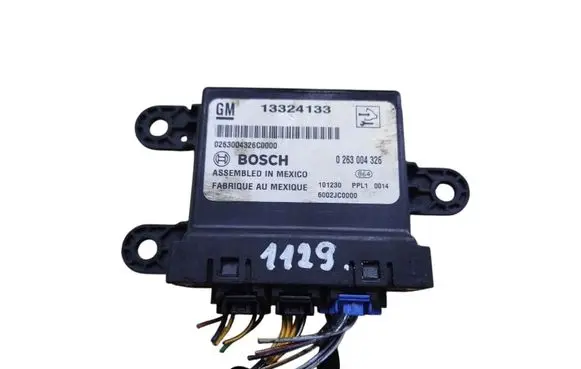 Opel Zafira B Parking PDC control unit/module 13324133 0263004326