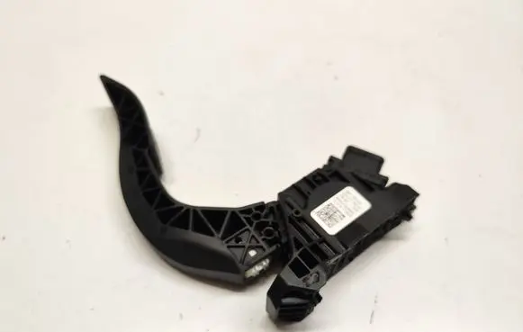 Audi A4 S4 B9 Accelerator throttle pedal 8W1723523