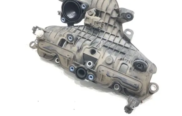 Toyota Yaris Intake manifold 17120-21060