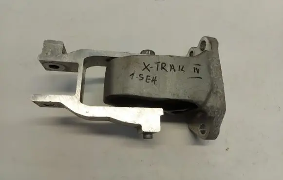 Nissan X-Trail T33 Engine mount vacuum valve 