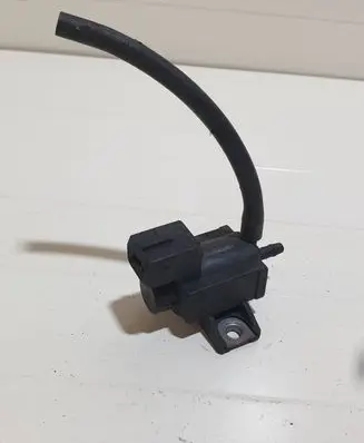Toyota Avensis T250 Turbo solenoid valve 258600R010 72828606