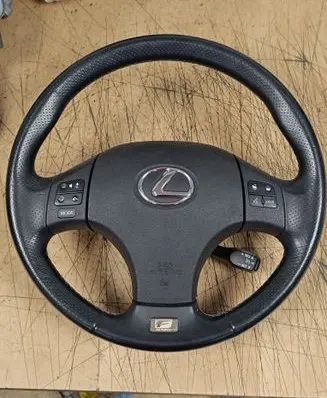 Lexus IS 220D-250-350 Steering wheel
