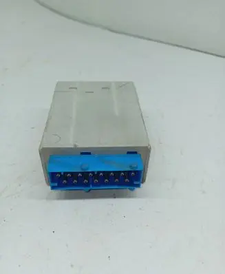 BMW 3 E36 Window wiper relay 8366381