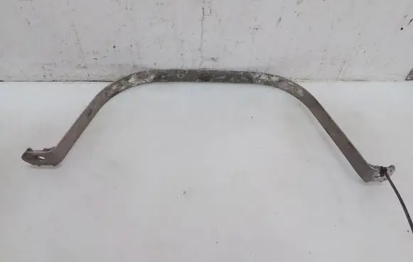 Skoda Superb B5 (3U) Fuel tank mounting bracket 