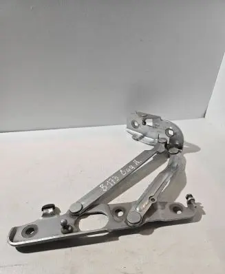 Audi TT TTS Mk2 Tailgate/trunk/boot hinge 8J7827299C