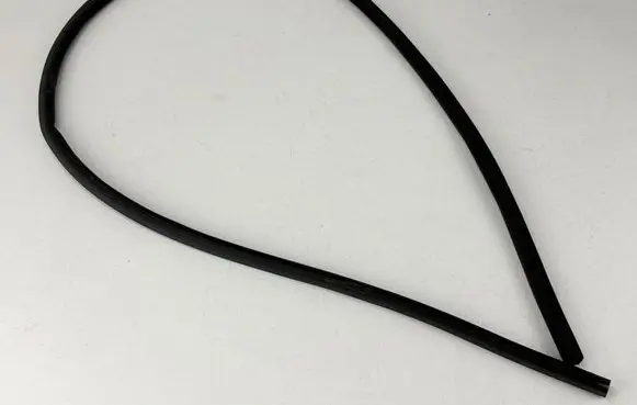 BMW i4 Rubber seal front door (on door) 7387590