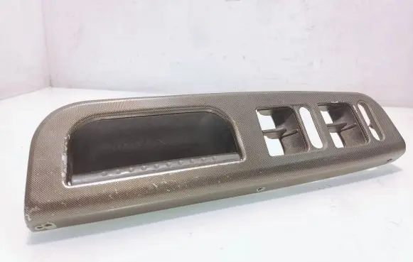 Volkswagen PASSAT B5 Front door window switch trim 3B1867171C
