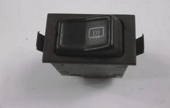Volkswagen PASSAT Windscreen/window heater switch 321959621B