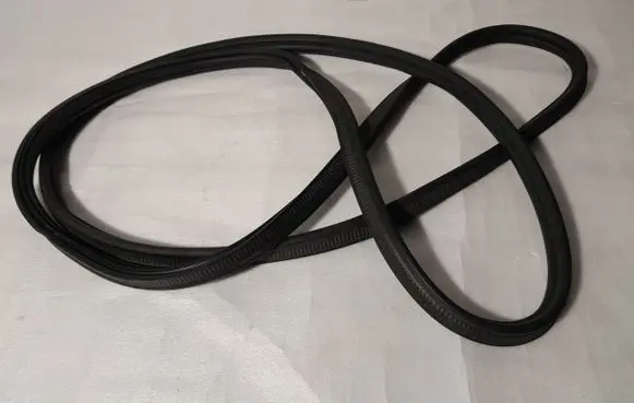 Audi Q8 Trunk rubber seal (body) 4M8827705B