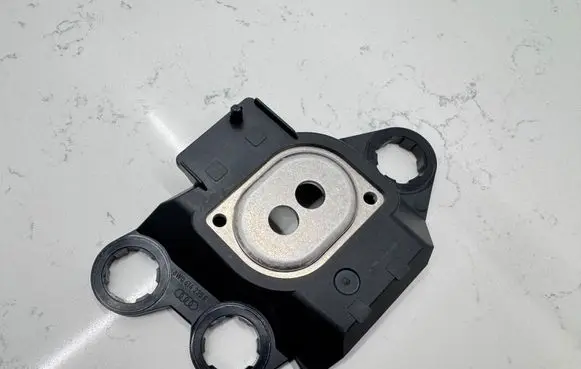 Audi A4 S4 B9 8W ABS pump bracket 8W0614235F