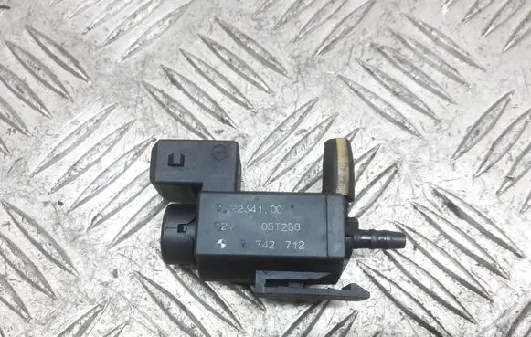 BMW 5 E60 E61 Turbo solenoid valve 72234100