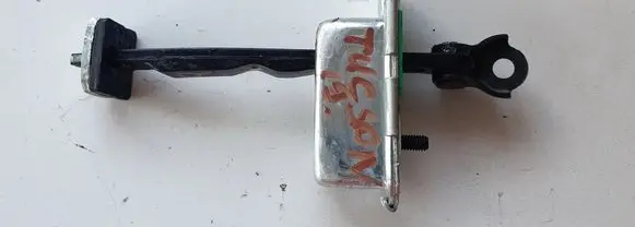 Hyundai Tucson TL Rear door check strap stopper