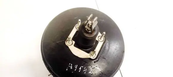 Mazda CX-7 Brake booster