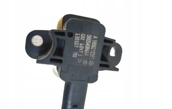 Mercedes-Benz CLA C117 X117 W117 Airbag deployment crash/impact sensor A1668210351