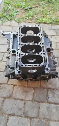 Audi A8 S8 D3 4E Engine block 057103021