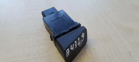Windscreen/window heater switch