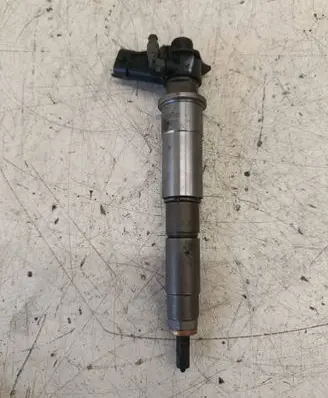 Nissan Navara Fuel injector 0445116033 KARNF1ZEF2