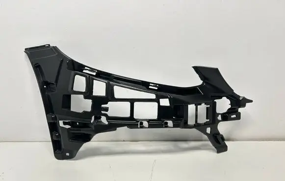 Mercedes-Benz C W205 Front bumper mounting bracket A2058850665