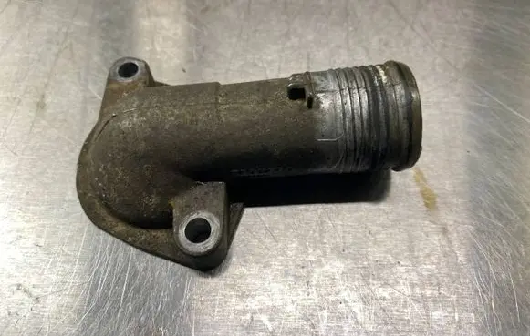 Volvo S80 Thermostat housing 3531391