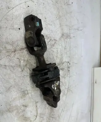 Subaru Outback Steering column universal joint