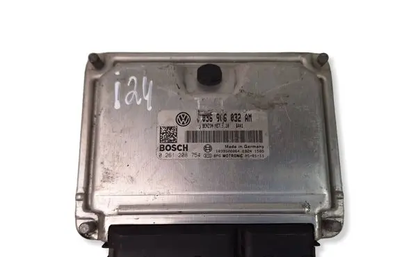 Volkswagen Golf IV Engine control unit/module 036906032AM 0261208754