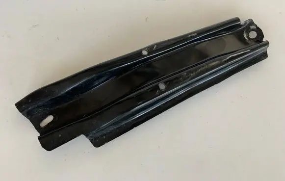 Audi Q5 SQ5 FY Radiator mount bracket 80A805527