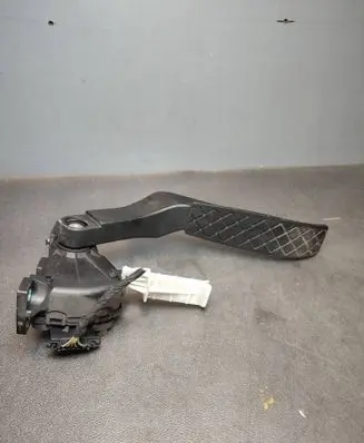 Audi Q7 4L Accelerator throttle pedal 7L0723507C