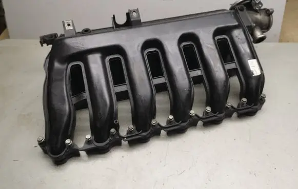 BMW 5 E60 E61 Intake manifold 7791480