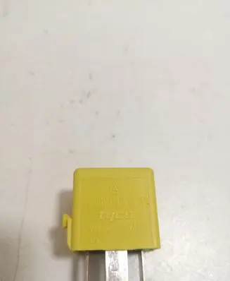 Mercedes-Benz A W169 Other relay A0025421419