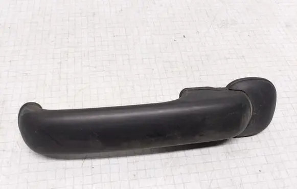 Nissan Terrano Front door exterior handle