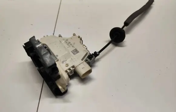 Audi Q5 SQ5 Front door lock 4G0839016F