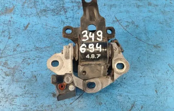 Mazda CX-5 II Engine mount bracket K12339070A